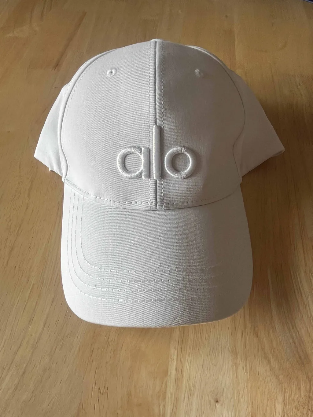 Baseball cap: the original phone photo